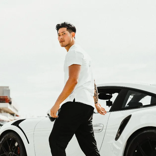 吳崴霆 [ 改名見證 ]